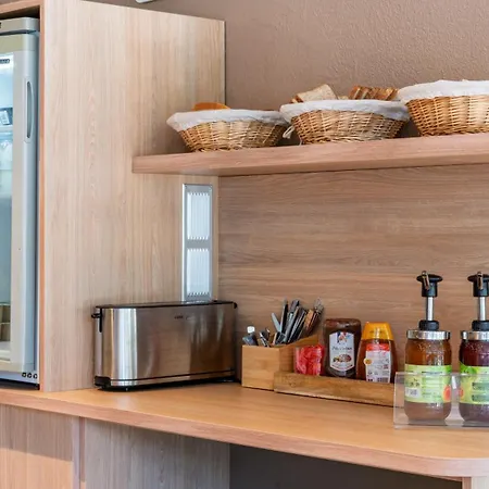 Premiere Classe Bordeaux Eysines-tour De Gassies فندق