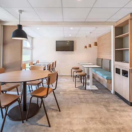 فندق Premiere Classe Bordeaux Eysines-tour De Gassies إيزين