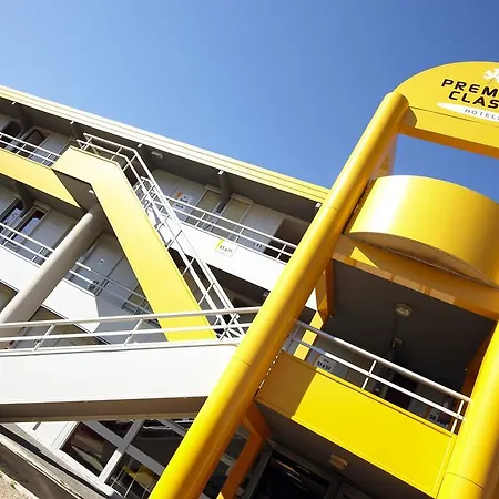 Premiere Classe Bordeaux Eysines-tour De Gassies * إيزين