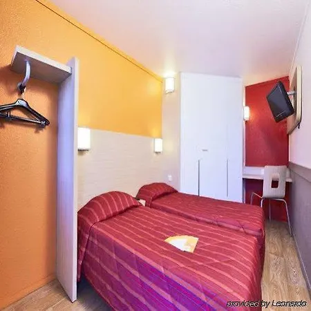 Hotel Premiere Classe Bordeaux Eysines-tour De Gassies *