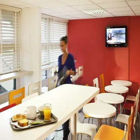 Premiere Classe Bordeaux Eysines-tour De Gassies Hotell *