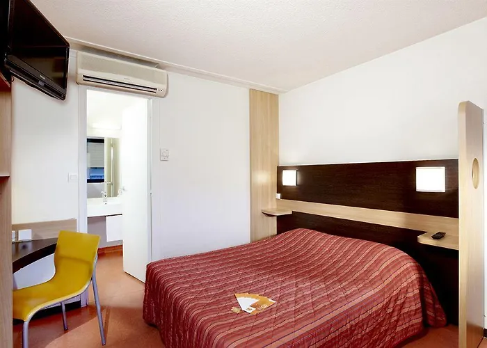 Premiere Classe Bordeaux Eysines-tour De Gassies *