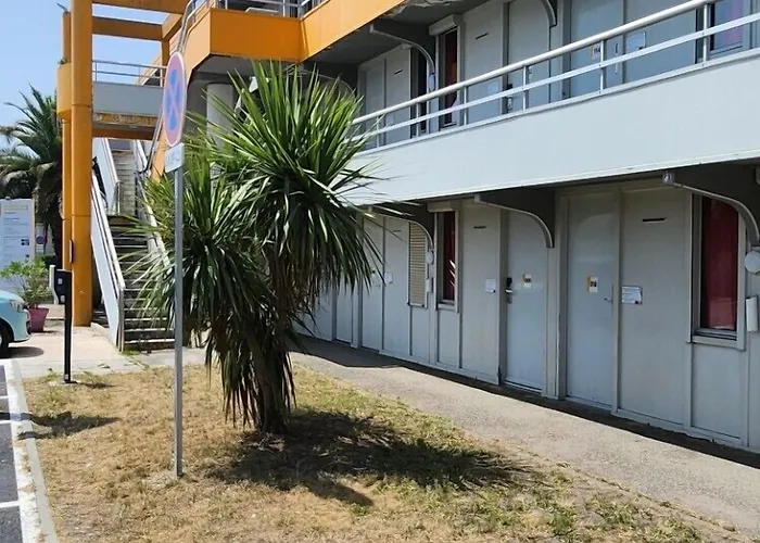 Premiere Classe Bordeaux Eysines-tour De Gassies Hotel