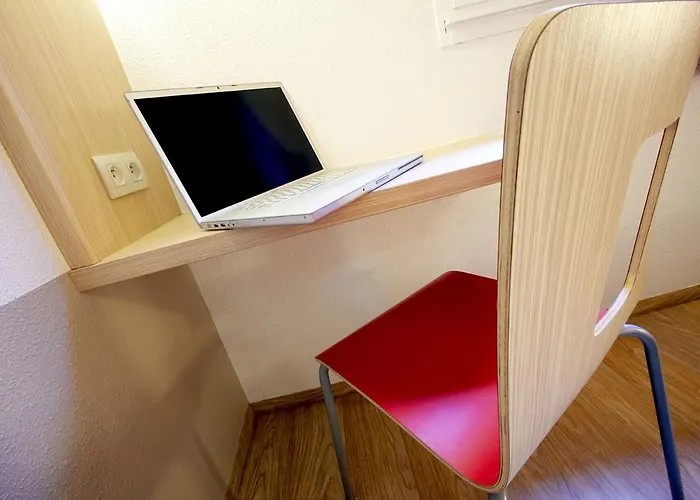 Premiere Classe Bordeaux Eysines-tour De Gassies *